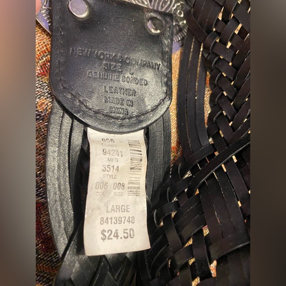 NWT New York & Co. Genuine Leather
Women's Belt size large boho style - Picture 4 of 8